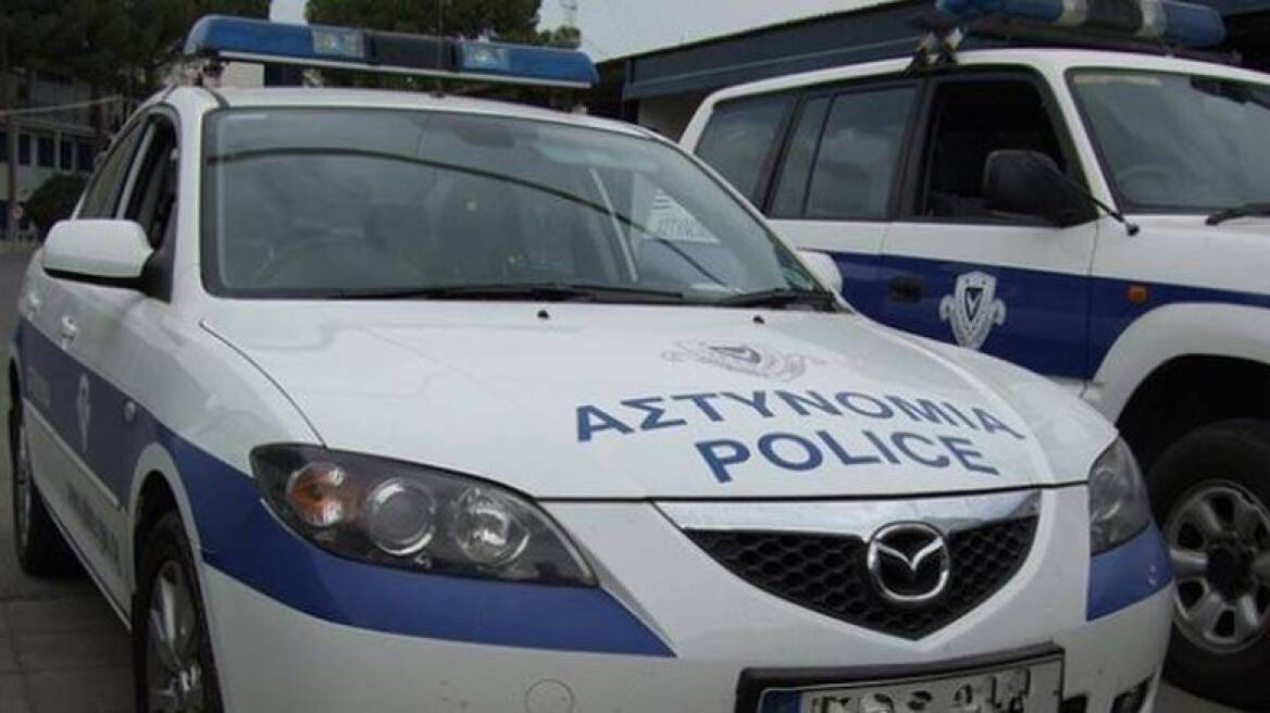 Κύπρος: Αστυνομικός αυνανιζόταν δημοσίως σε παραλία 